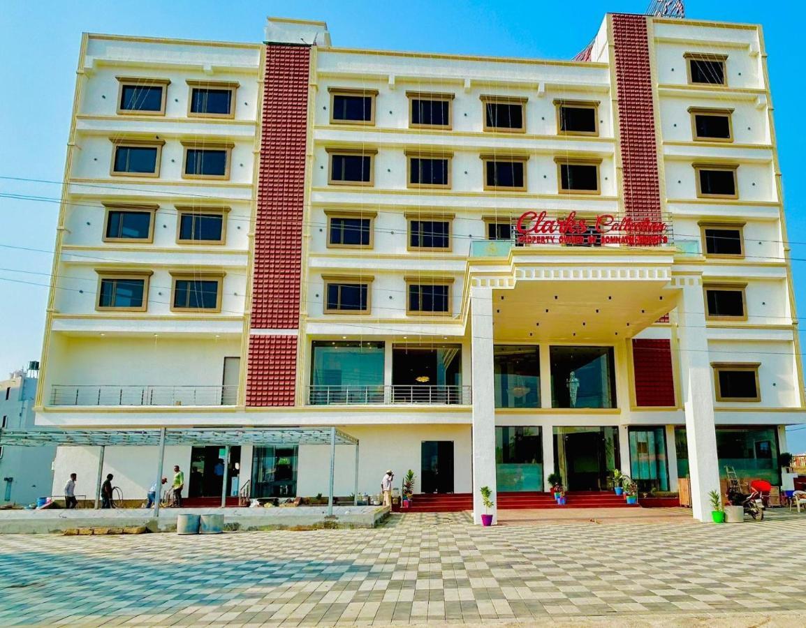 Clarks Collection Somnath Hotel Exterior photo