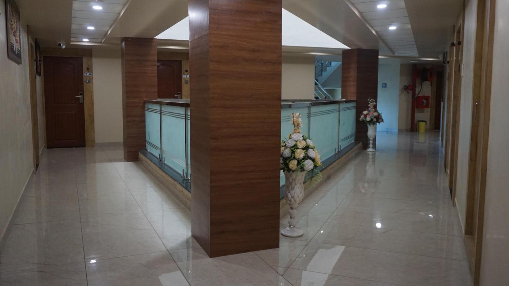 Clarks Collection Somnath Hotel Exterior photo